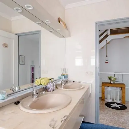El Solsones - Olius Bed & Breakfast 3*