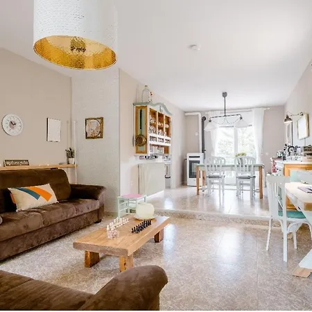 Oda ve Kahvaltı El Solsones - Olius 3*