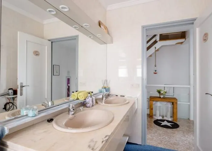 El Solsones - Olius Bed and Breakfast 3*